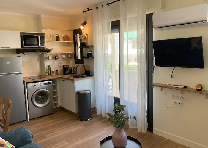 Апартаменты For 2 People Near The Of
